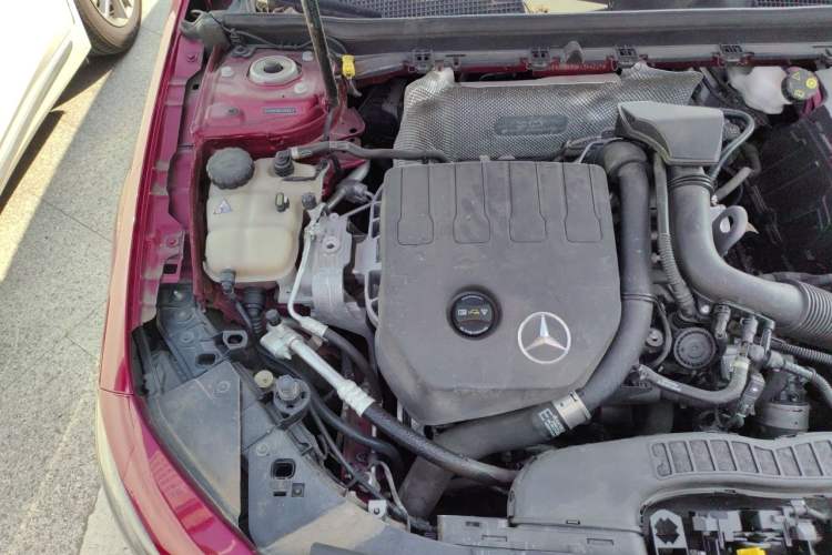 Used Mercedes-Benz A-Class 2019 Restyled A 180 L Sport Sedan Engine Bay Right