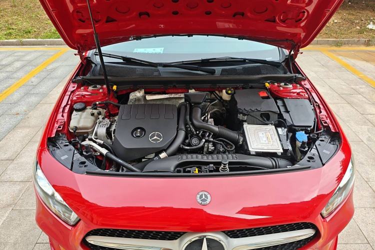 Used Mercedes-Benz A-Class 2019 A 200 Dynamic Edition Engine Bay
