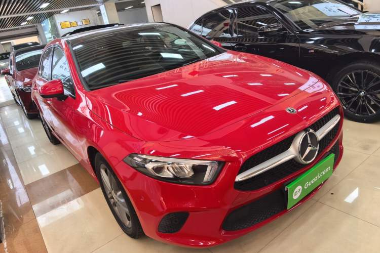 Used Mercedes-Benz A-Class 2019 A 200 Dynamic Edition Exterior 2