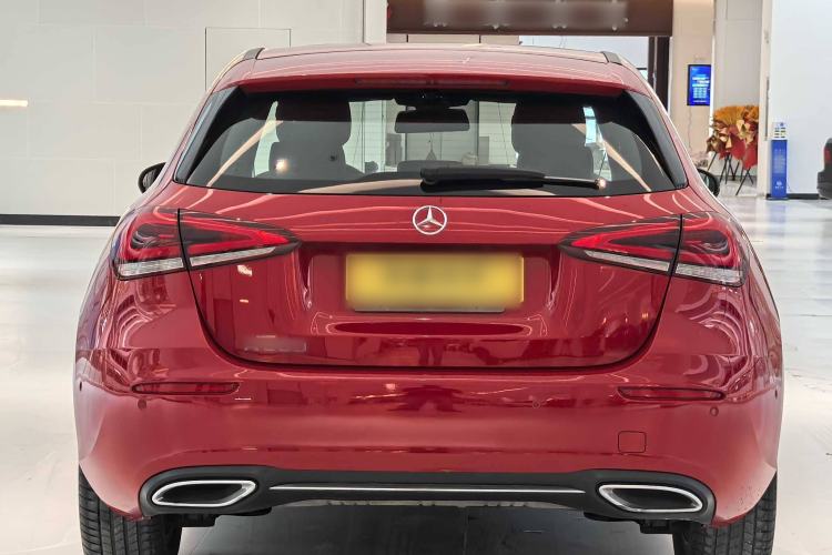 Used Mercedes-Benz A-Class 2019 A 200 Dynamic Edition Exterior 4