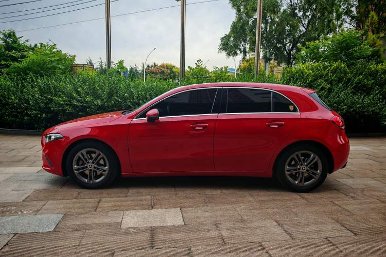 Used Mercedes-Benz A-Class 2019 A 200 Dynamic Edition Exterior 5