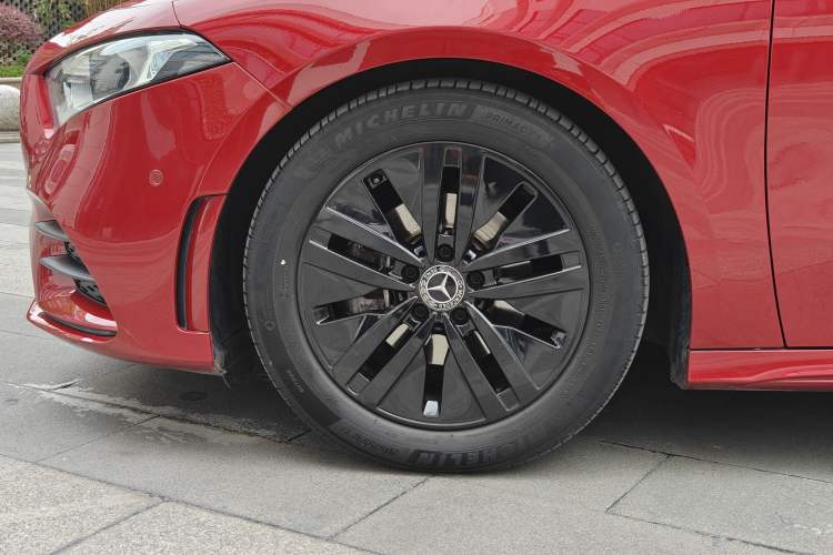 Used Mercedes-Benz A-Class 2019 A 180 L Sport Sedan Exterior 7