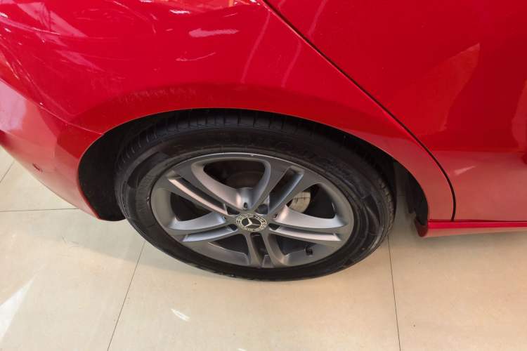 Used Mercedes-Benz A-Class 2019 A 200 Dynamic Edition Exterior 8