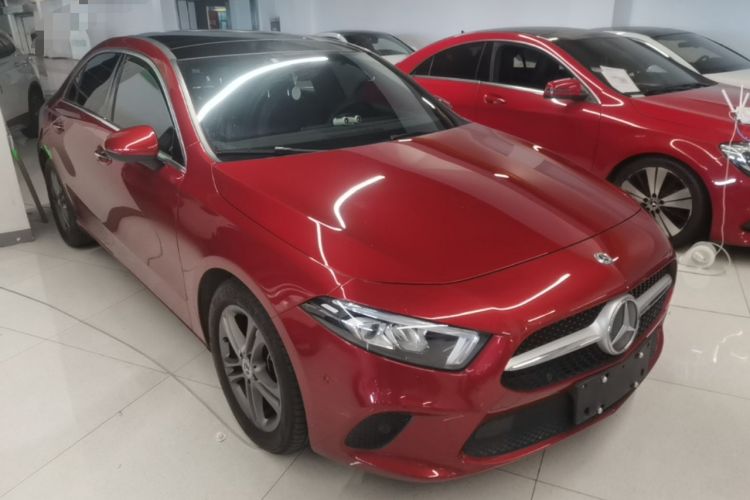 Used Mercedes-Benz A-Class 2019 A 200 L Front Right 45 Deg