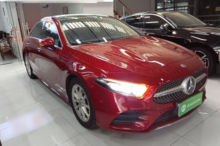 Used Mercedes-Benz A-Class 2019 A 200 L Sport Sedan Front Right 45 Deg