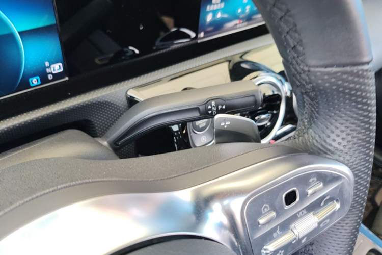 Used Mercedes-Benz A-Class 2019 A 180 L Sport Sedan Gear Lever