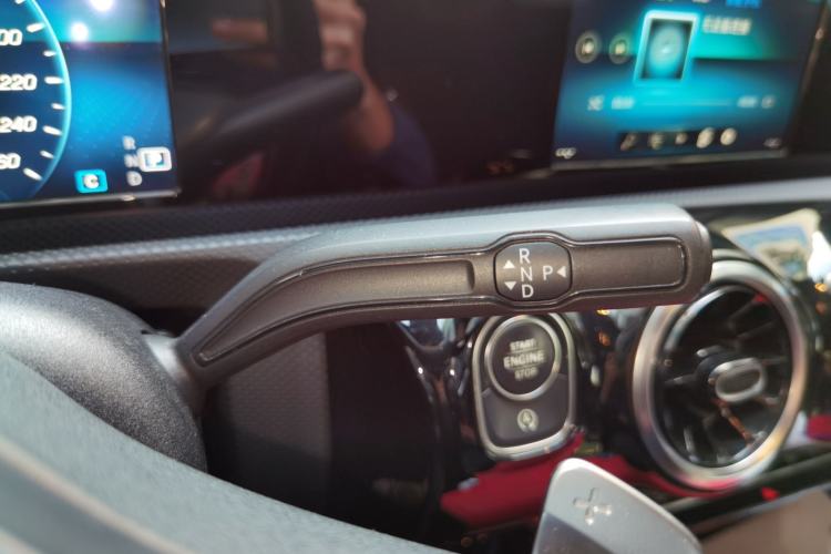 Used Mercedes-Benz A-Class 2019 A 180 L Sport Sedan Gear Lever