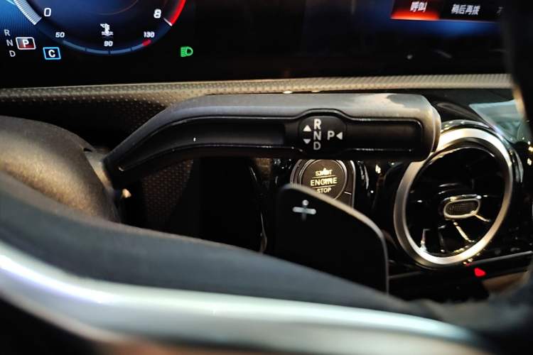 Used Mercedes-Benz A-Class 2019 A 200 Dynamic Edition Gear Lever
