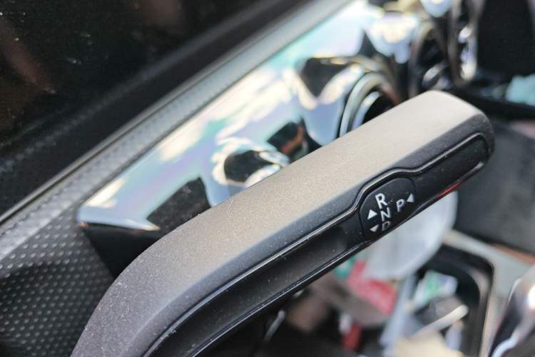 Used Mercedes-Benz A-Class 2019 A 200 L Sport Sedan Gear Lever