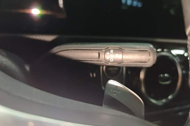 Used Mercedes-Benz A-Class 2019 A 200 L Sport Sedan Gear Lever