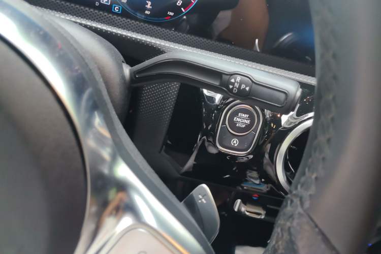 Used Mercedes-Benz A-Class 2019 A 200 L Sport Sedan Gear Lever