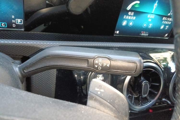 Used Mercedes-Benz A-Class 2019 A 180 L Sport Sedan Gear Lever