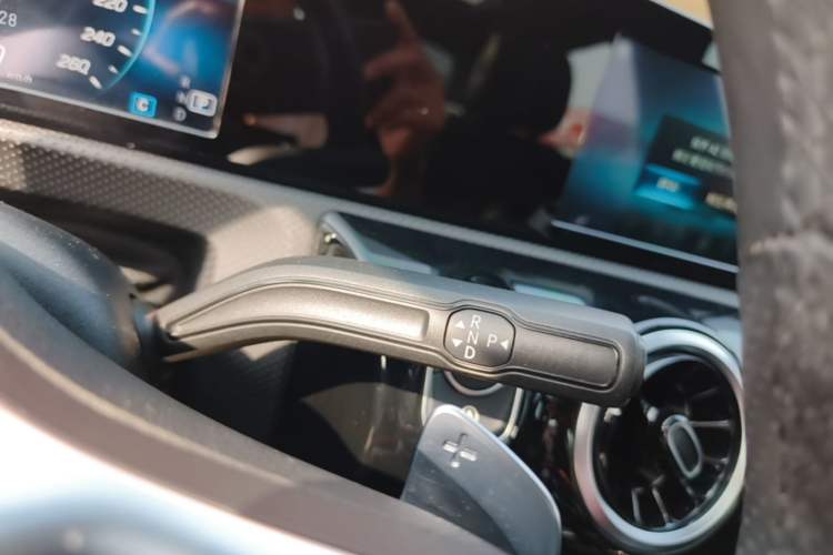 Used Mercedes-Benz A-Class 2019 A 180 L Sport Sedan Gear Lever