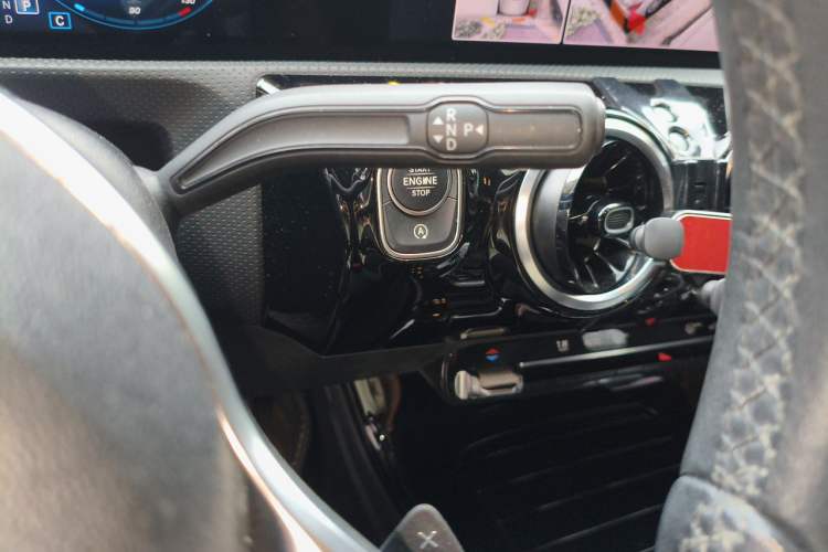 Used Mercedes-Benz A-Class 2019 A 200 Dynamic Edition Gear Lever