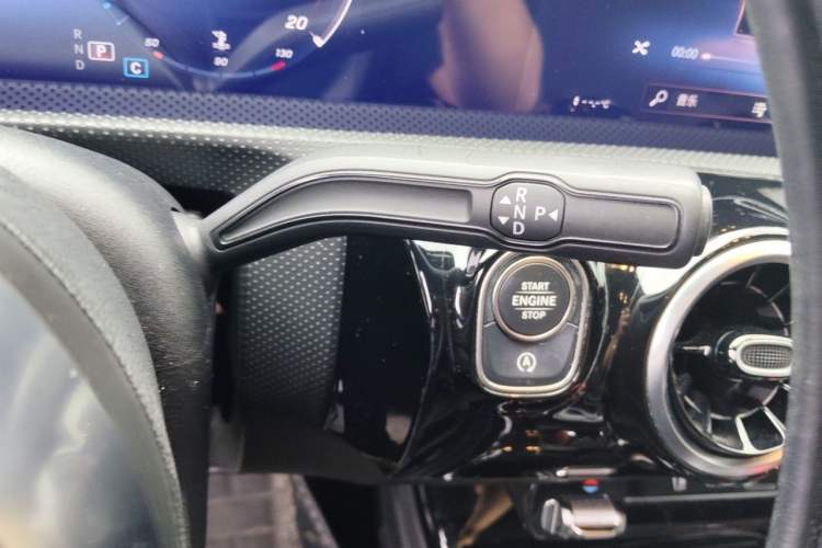 Used Mercedes-Benz A-Class 2019 Restyled A 200 L Sport Sedan Gear Lever