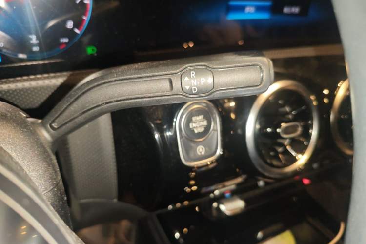 Used Mercedes-Benz A-Class 2019 A 200 L Sport Sedan Gear Lever