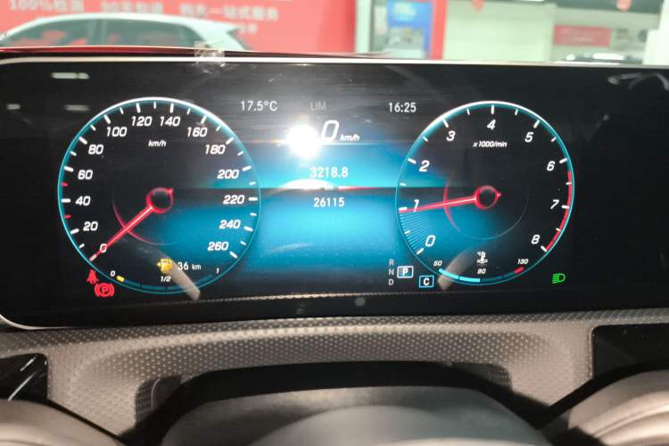 Used Mercedes-Benz A-Class 2019 A 200 Dynamic Edition Instrument Cluster