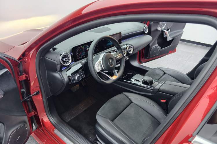 Used Mercedes-Benz A-Class 2019 A 200 L Sport Sedan Interior 1