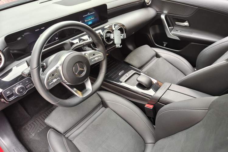 Used Mercedes-Benz A-Class 2019 A 180 L Sport Sedan Interior 1