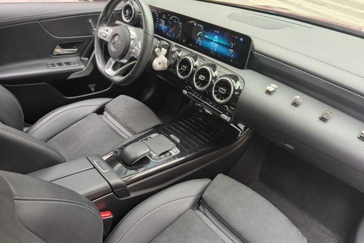 Used Mercedes-Benz A-Class 2019 A 200 L Sport Sedan Interior 12