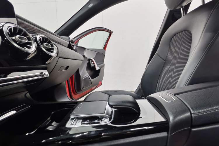 Used Mercedes-Benz A-Class 2019 A 200 Dynamic Edition Interior 2