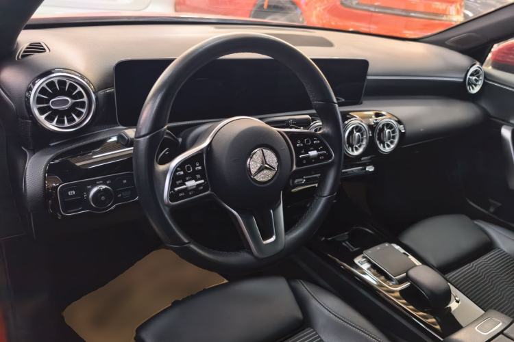 Used Mercedes-Benz A-Class 2019 A 200 Dynamic Edition Interior 2