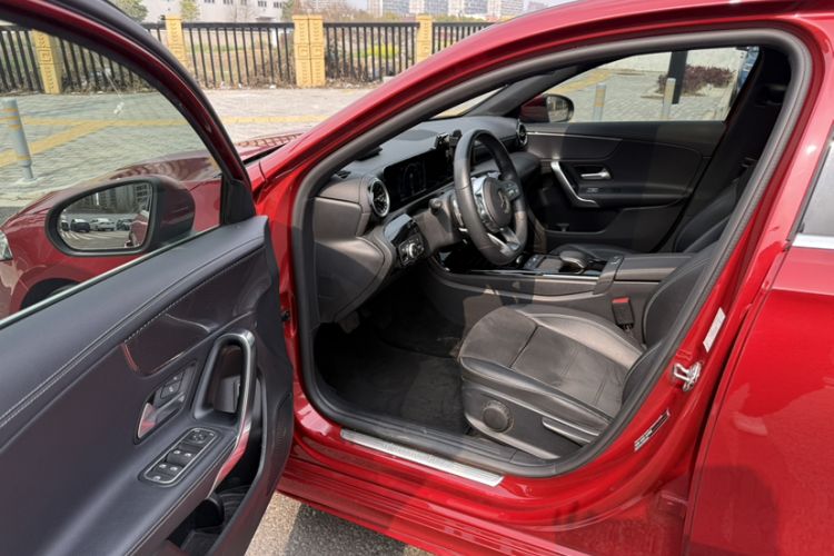 Used Mercedes-Benz A-Class 2019 Restyled A 180 L Sport Sedan Interior 2