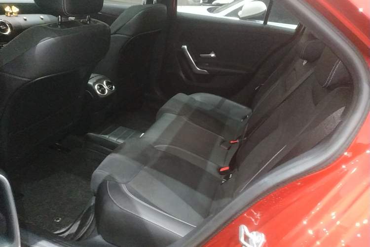 Used Mercedes-Benz A-Class 2019 A 200 L Sport Sedan Interior 4