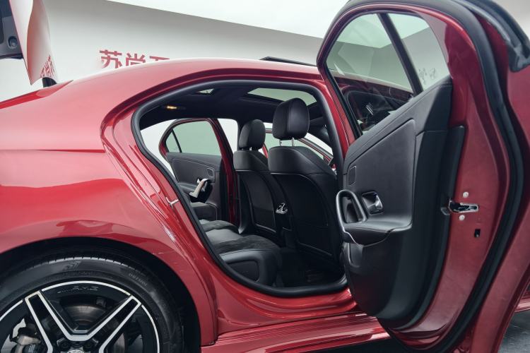 Used Mercedes-Benz A-Class 2019 A 200 L Sport Sedan Interior 5