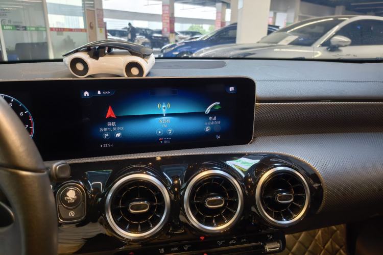 Used Mercedes-Benz A-Class 2019 A 200 L Interior 6