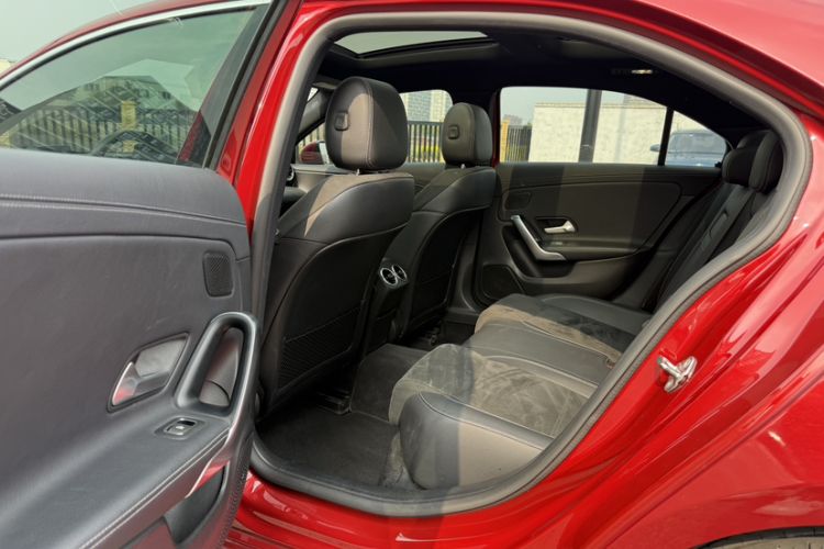 Used Mercedes-Benz A-Class 2019 Restyled A 180 L Sport Sedan Interior 8