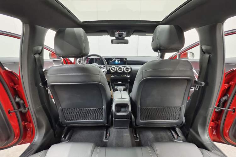 Used Mercedes-Benz A-Class 2019 A 200 Dynamic Edition Interior 9