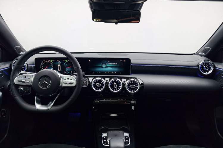 Used Mercedes-Benz A-Class 2019 A 200 L Sport Sedan Interior 9