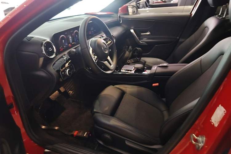 Used Mercedes-Benz A-Class 2019 A 200 Dynamic Edition Left Front Seat