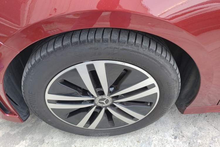 Used Mercedes-Benz A-Class 2019 A 180 L Sport Sedan Left Front Wheel Hub
