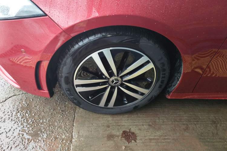 Used Mercedes-Benz A-Class 2019 Restyled A 180 L Sport Sedan Left Front Wheel Hub