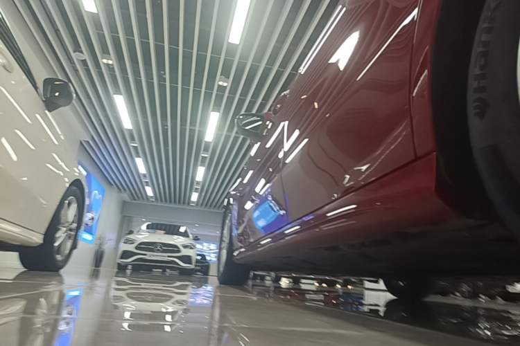 Used Mercedes-Benz A-Class 2019 A 200 L Sport Sedan Left Side Sill