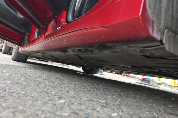 Used Mercedes-Benz A-Class 2019 A 180 L Sport Sedan Left Side Sill
