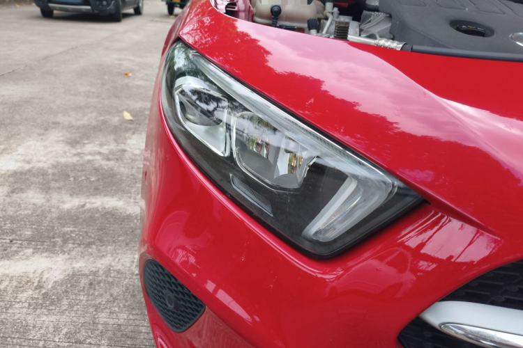 Used Mercedes-Benz A-Class 2019 A 200 Dynamic Edition Right Front Headlight