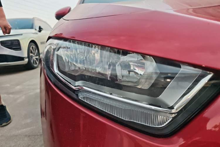Used Mercedes-Benz A-Class 2019 A 180 L Sport Sedan Right Front Headlight