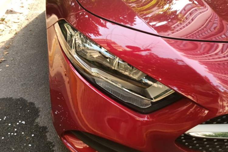 Used Mercedes-Benz A-Class 2019 A 180 L Sport Sedan Right Front Headlight