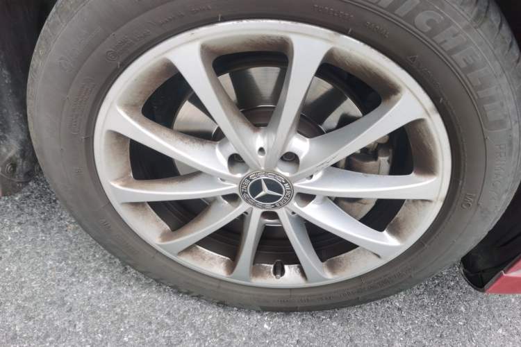 Used Mercedes-Benz A-Class 2019 Restyled A 200 L Sport Sedan Right Front Wheel Hub