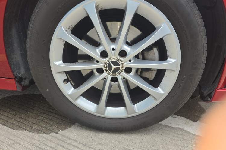 Used Mercedes-Benz A-Class 2019 A 200 L Sport Sedan Right Front Wheel Hub