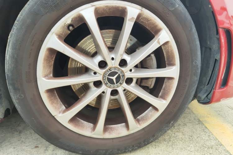 Used Mercedes-Benz A-Class 2019 Restyled A 200 L Sport Sedan Right Front Wheel Hub