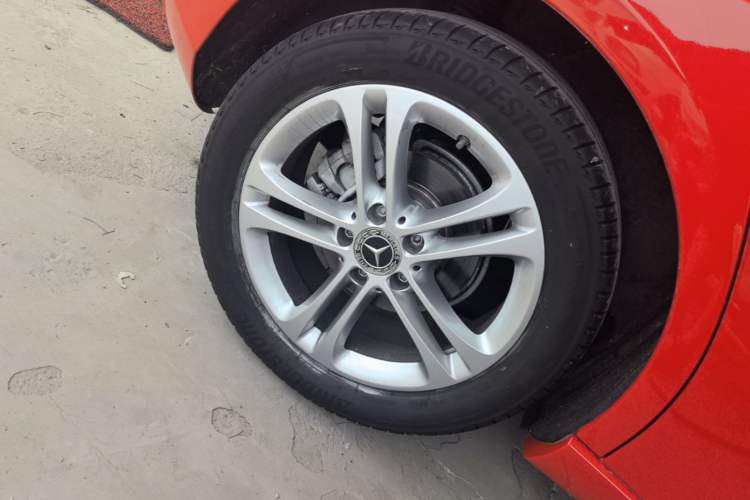 Used Mercedes-Benz A-Class 2019 A 200 Dynamic Edition Right Rear Wheel Hub