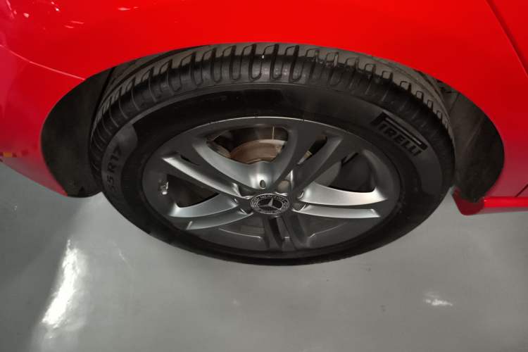 Used Mercedes-Benz A-Class 2019 A 200 Dynamic Edition Right Rear Wheel Hub