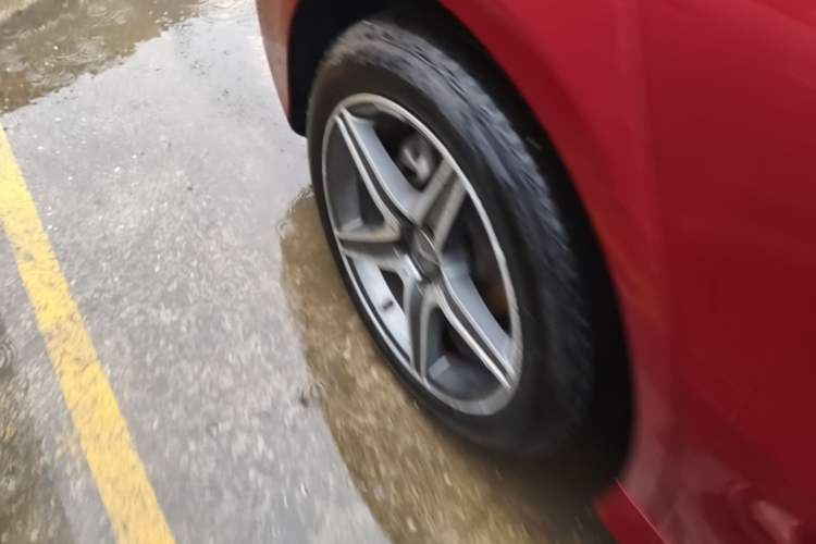 Used Mercedes-Benz A-Class 2019 Restyled A 180 L Sport Sedan Right Rear Wheel Hub