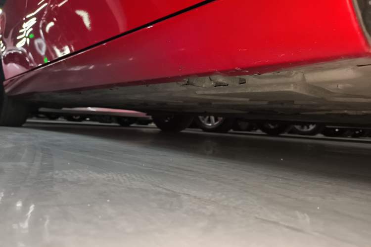 Used Mercedes-Benz A-Class 2019 A 200 Dynamic Edition Right Side Sill