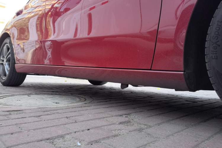 Used Mercedes-Benz A-Class 2019 A 200 Dynamic Edition Right Side Sill