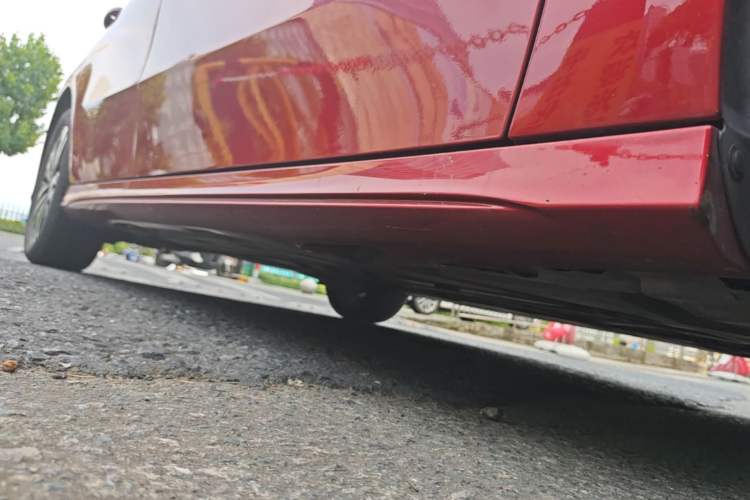 Used Mercedes-Benz A-Class 2019 A 180 L Sport Sedan Right Side Sill